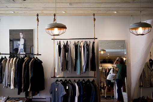 clothing-store-984396__340.jpg